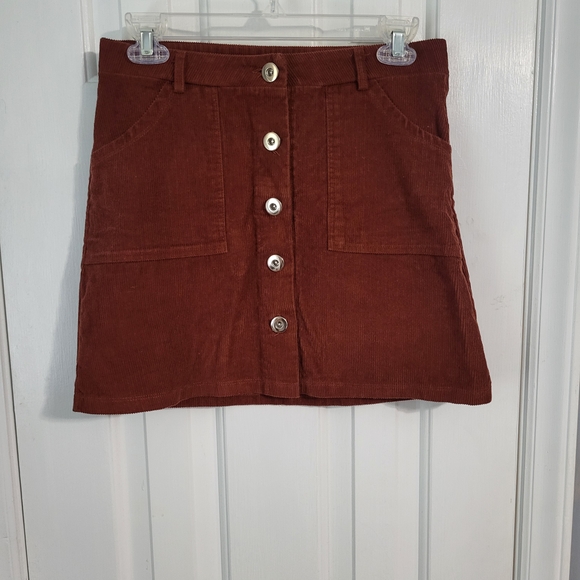 Red Mini A-Line Skirt for Casual Occasions - Picture 1 of 3